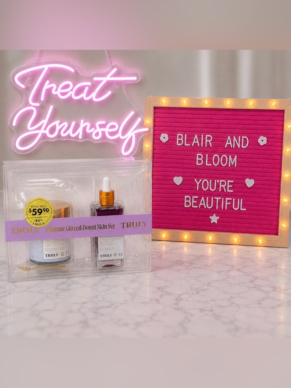 Truly Beauty- Ultimate Glazed Donut Skin Set Limited Edition -NEVER opened!